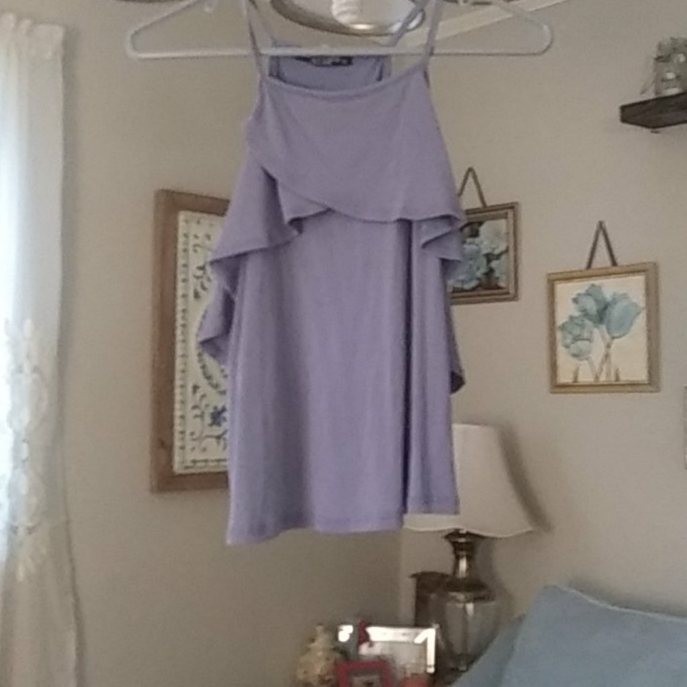 Top - Picture 2 of 2